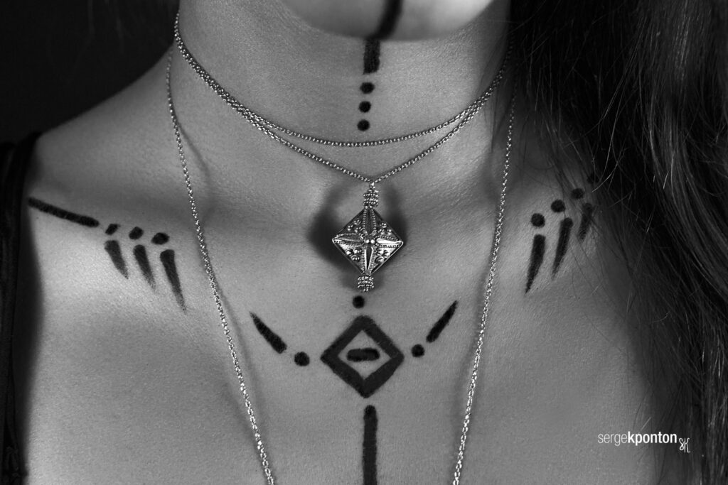 yasmine-2200